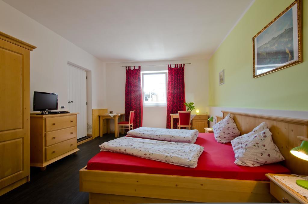 Hotel & Residenz Traubenheim Nalles Room photo
